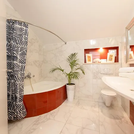 Apartmant With Pool 8 公寓 Kaštela