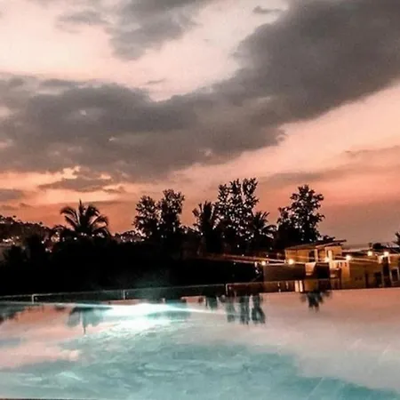 Apartmant With Pool 8 *