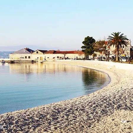 Apartmant With Pool 8 * Kaštela