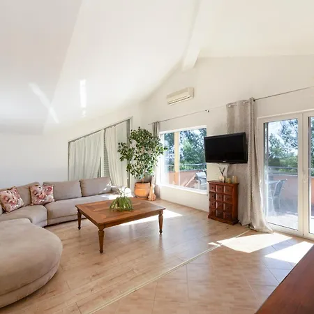 Apartmant With Pool 8 شقة