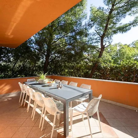 شقة Apartmant With Pool 8 Kaštela